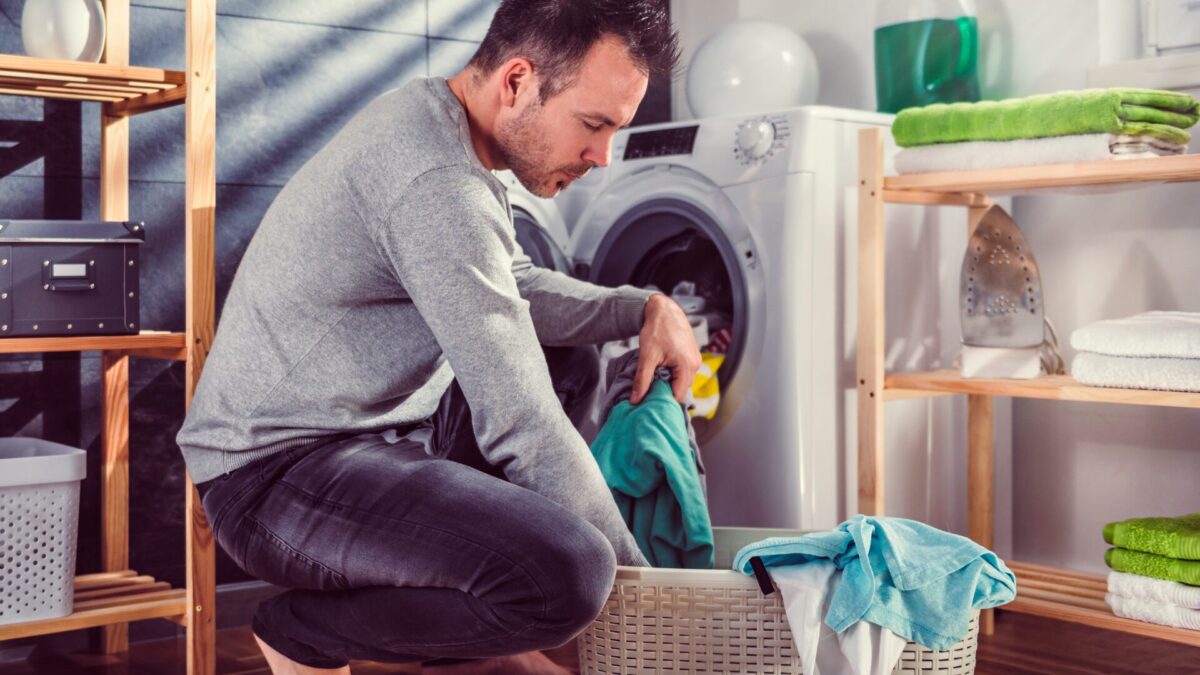 Kleidung richtig waschen und organisieren