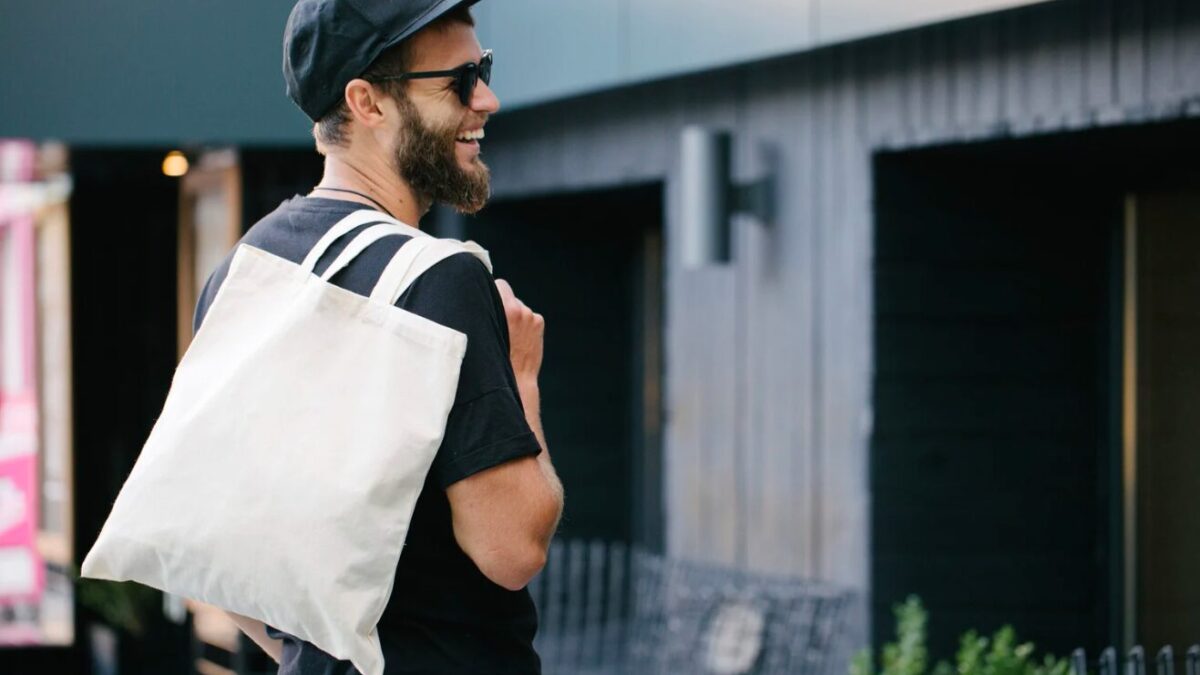 Unterwegs mit Stil: Die besten Begleiter für den urbanen Gentleman