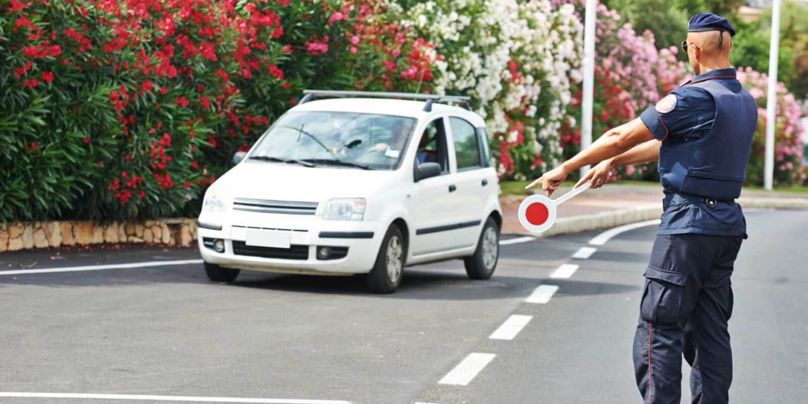 Polizist Gehalt Was verdient ein Polizist