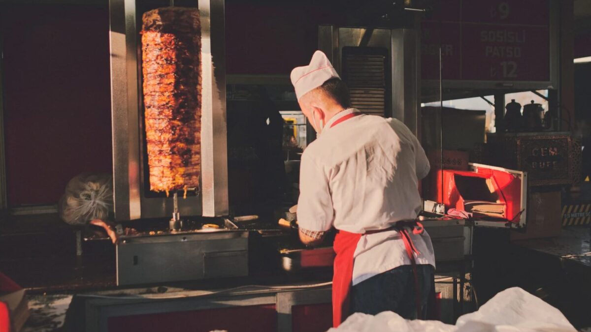 Döner Nährwerte enthüllt: Ist der Döner wirklich so kalorienreich wie alle sagen?