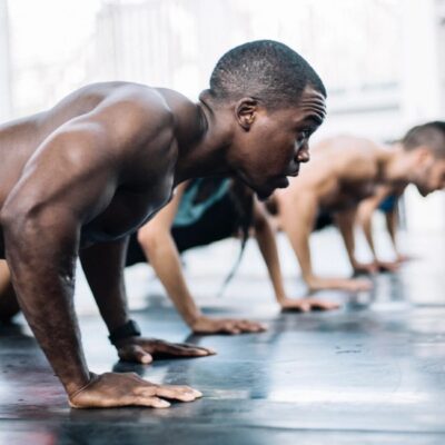 Mehr Liegestütze schaffen mit Technik und Trainingsplan